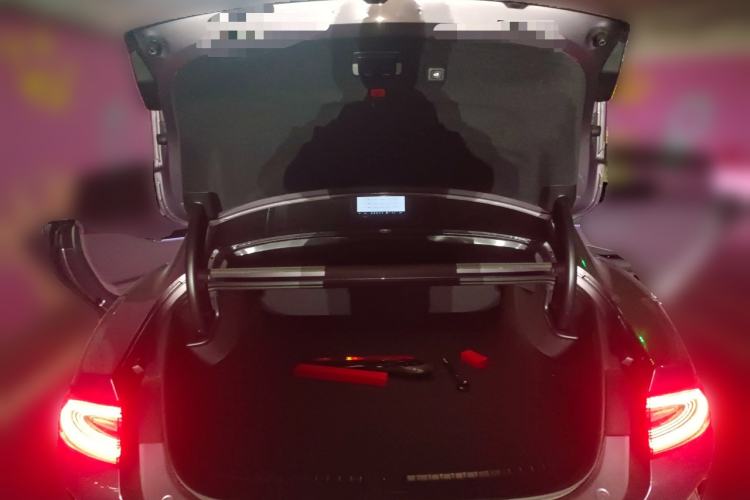 Used Xiaomi Auto SU7 2024 Rear-Drive Long-Range Intelligent Driving Version Trunk