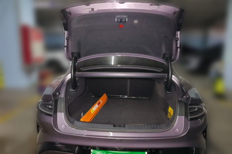 Used Xiaomi Auto SU7 2024 Rear-Drive Ultra-Long Range Advanced Pro-Level Intelligent Driving Version Trunk