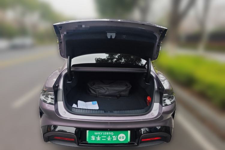Used Xiaomi Auto SU7 2024 Rear-Drive Long-Range Intelligent Driving Version Trunk