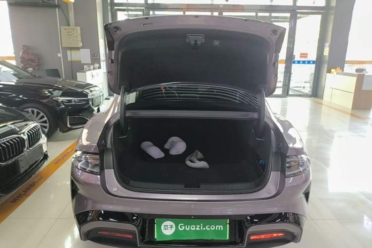 Used Xiaomi Auto SU7 2024 Rear-Drive Long-Range Intelligent Driving Version Trunk