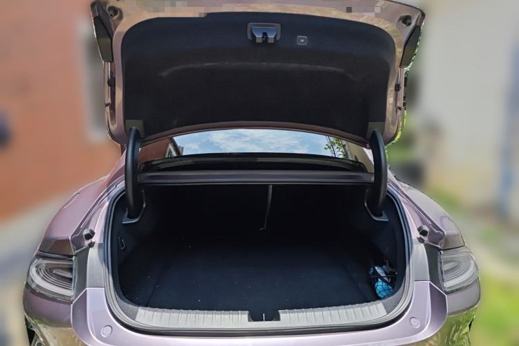 Used Xiaomi Auto SU7 2024 Rear-Drive Standard Founder Edition Trunk