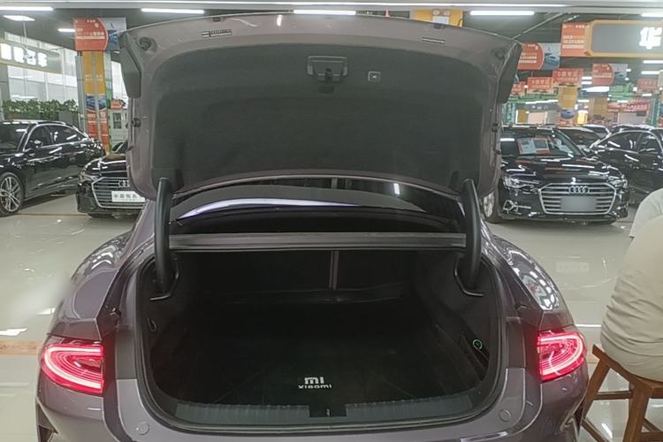 Used Xiaomi Auto SU7 2024 Four-Wheel Drive Ultra-Long Range Advanced Intelligent Driving Max Edition Trunk