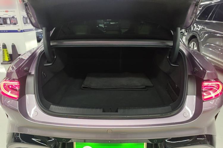 Used Xiaomi Auto SU7 2024 Four-Wheel Drive Ultra-Long Range Advanced Intelligent Driving Max Edition Trunk