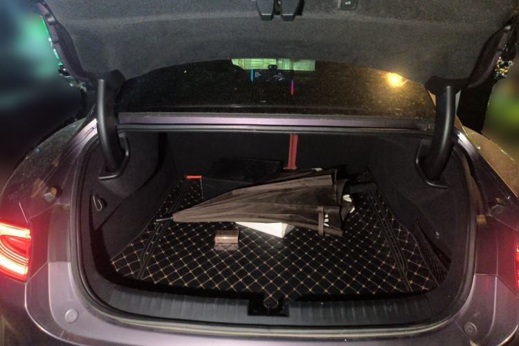 Used Xiaomi Auto SU7 2024 Four-Wheel Drive Ultra-Long Range Advanced Intelligent Driving Max Edition Trunk