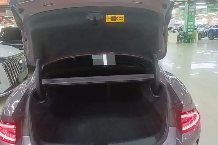 Used Xiaomi Auto SU7 2024 Rear-Drive Ultra-Long Range Advanced Pro-Level Intelligent Driving Version Trunk