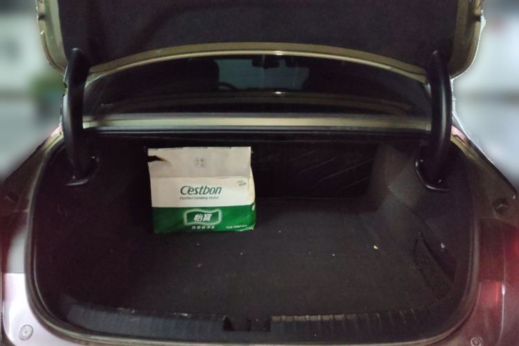 Used Xiaomi Auto SU7 2024 Rear-Drive Ultra-Long Range Advanced Pro-Level Intelligent Driving Version Trunk
