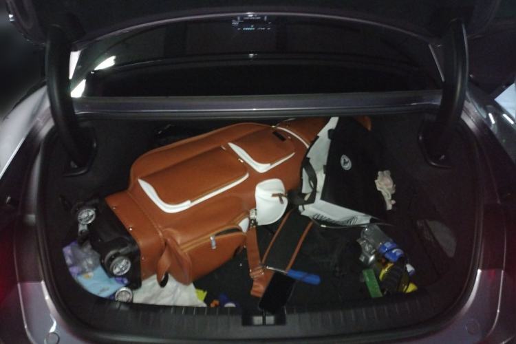 Used Xiaomi Auto SU7 2024 Rear-Drive Ultra-Long Range Advanced Pro-Level Intelligent Driving Version Trunk