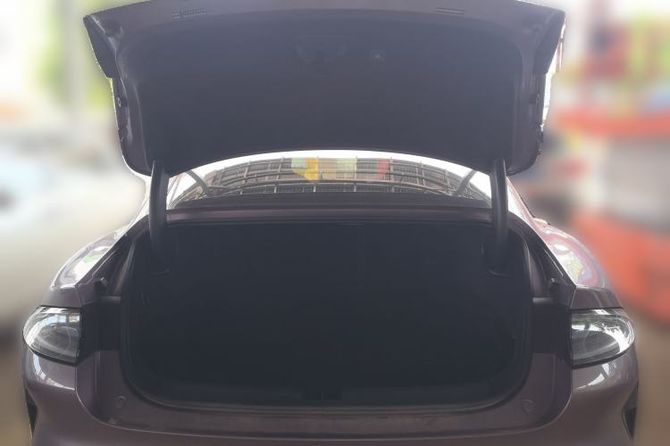 Used Xiaomi Auto SU7 2024 Rear-Drive Long-Range Intelligent Driving Version Trunk