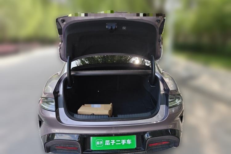 Used Xiaomi Auto SU7 2024 Four-Wheel Drive Ultra-Long Range Advanced Intelligent Driving Max Edition Trunk