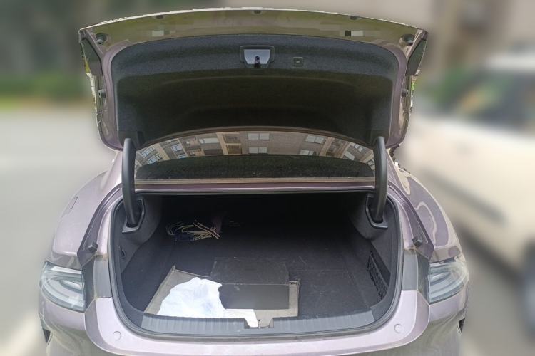 Used Xiaomi Auto SU7 2024 Rear-Drive Long-Range Intelligent Driving Version Trunk