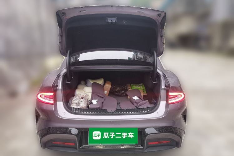 Used Xiaomi Auto SU7 2024 Four-Wheel-Drive Max Founder's Edition Trunk