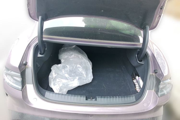 Used Xiaomi Auto SU7 2024 Rear-Drive Long-Range Intelligent Driving Version Trunk
