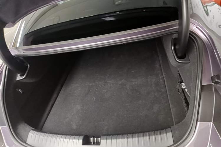 Used Xiaomi Auto SU7 2024 Rear-Drive Ultra-Long Range Advanced Pro-Level Intelligent Driving Version Trunk