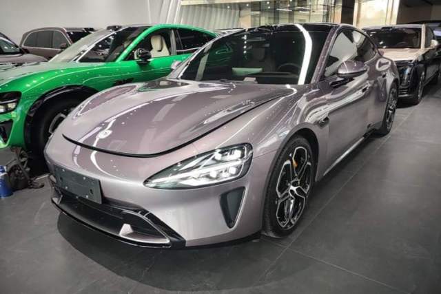 Used Xiaomi Auto SU7 2024 Four-Wheel Drive Ultra-Long Range Advanced Intelligent Driving Max Edition