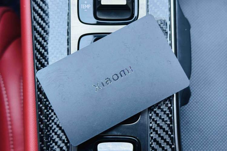 Used Xiaomi Auto SU7 2024 Four-Wheel Drive Ultra-Long Range Advanced Intelligent Driving Max Edition Vehicle Key