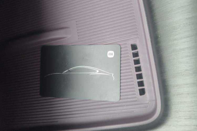 Used Xiaomi Auto SU7 2024 Rear-Drive Ultra-Long Range Advanced Pro-Level Intelligent Driving Version Vehicle Key