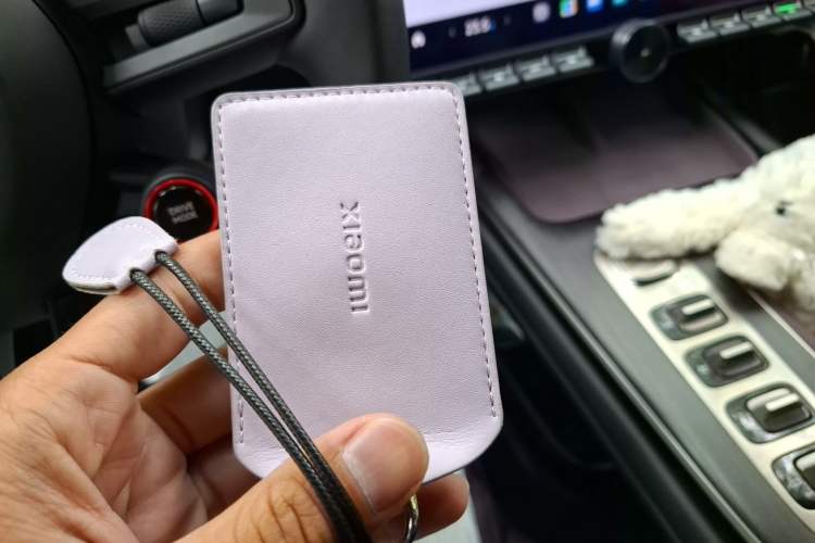 Used Xiaomi Auto SU7 2024 Four-Wheel Drive Ultra-Long Range Advanced Intelligent Driving Max Edition Vehicle Key