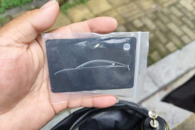Used Xiaomi Auto SU7 2024 Rear-Drive Long-Range Intelligent Driving Version Vehicle Key