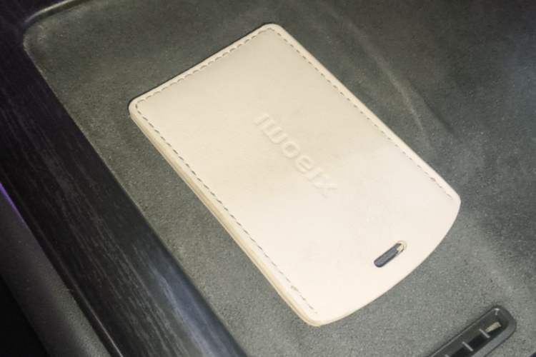 Used Xiaomi Auto SU7 2024 Rear-Drive Ultra-Long Range Advanced Pro-Level Intelligent Driving Version Vehicle Key