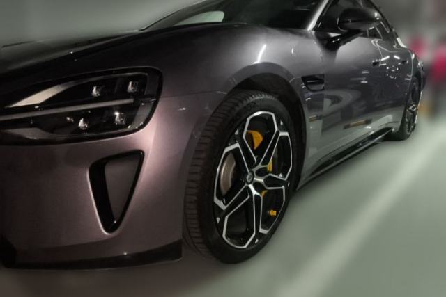 Used Xiaomi Auto SU7 2024 Rear-Drive Long-Range Intelligent Driving Version