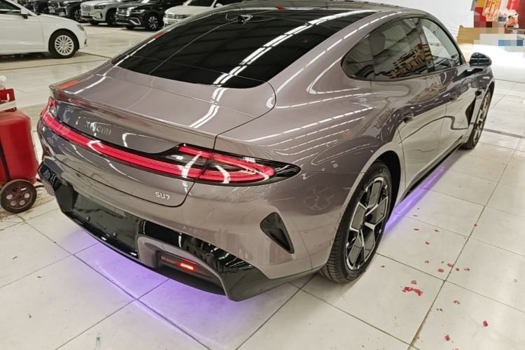Used Xiaomi Auto SU7 2024 Rear-Drive Long-Range Intelligent Driving Version Rear Right 45 Deg