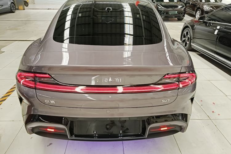 Used Xiaomi Auto SU7 2024 Rear-Drive Long-Range Intelligent Driving Version Rear