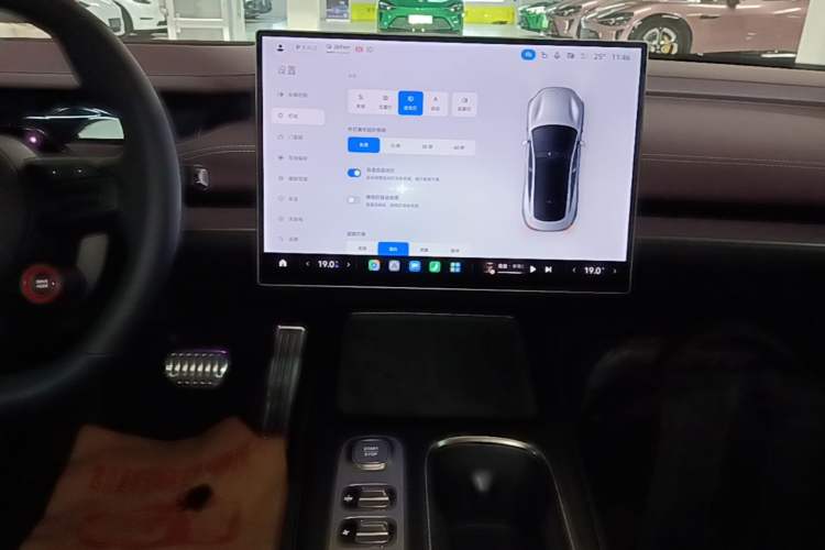 Used Xiaomi Auto SU7 2024 Four-Wheel Drive Ultra-Long Range Advanced Intelligent Driving Max Edition Audio And AC Panel