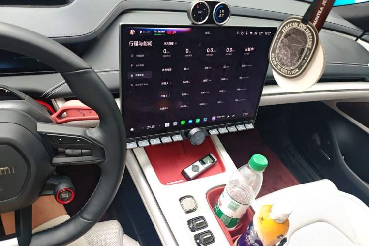 Used Xiaomi Auto SU7 2024 Four-Wheel-Drive Max Founder's Edition Audio And AC Panel