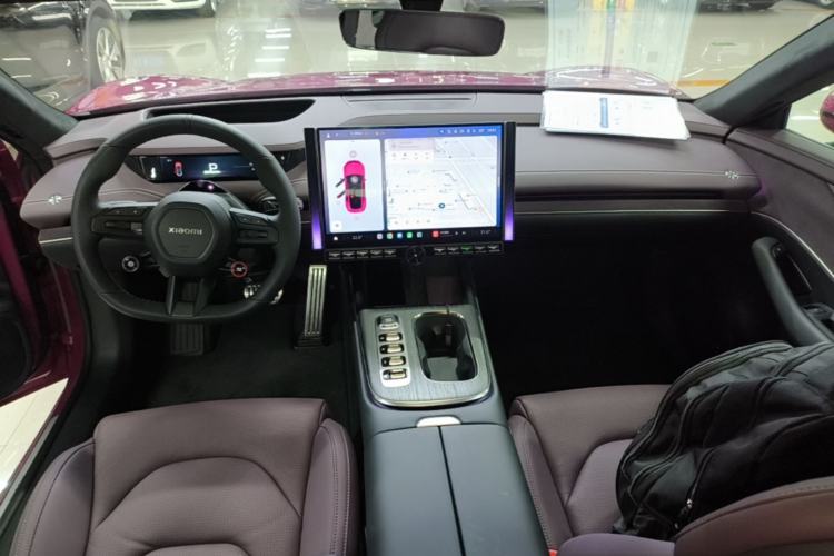 Used Xiaomi Auto SU7 2024 Four-Wheel Drive Ultra-Long Range Advanced Intelligent Driving Max Edition Center Console