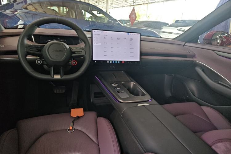 Used Xiaomi Auto SU7 2024 Rear-Drive Ultra-Long Range Advanced Pro-Level Intelligent Driving Version Center Console