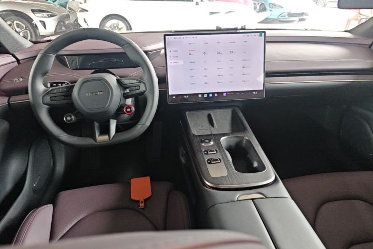 Used Xiaomi Auto SU7 2024 Rear-Drive Long-Range Intelligent Driving Version Center Console