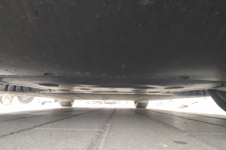 Used Xiaomi Auto SU7 2024 Rear-Drive Long-Range Intelligent Driving Version Chassis Front
