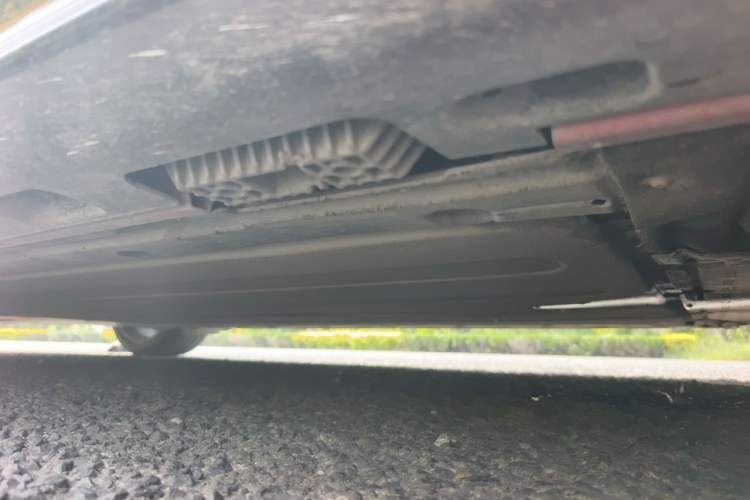 Used Xiaomi Auto SU7 2024 Rear-Drive Long-Range Intelligent Driving Version Chassis Front Right