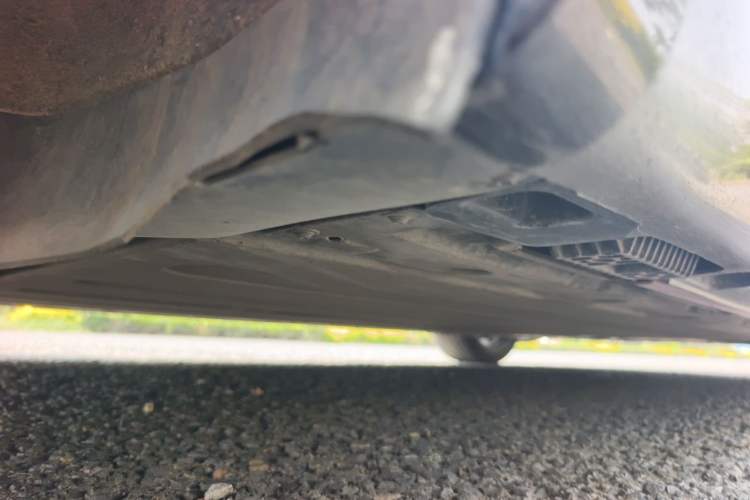 Used Xiaomi Auto SU7 2024 Rear-Drive Long-Range Intelligent Driving Version Chassis Rear Right