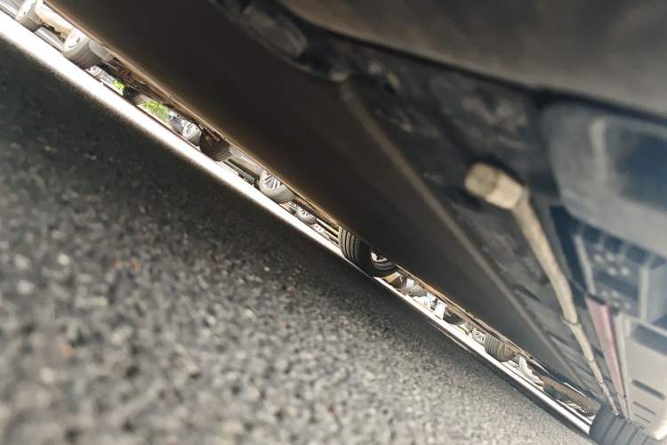Used Xiaomi Auto SU7 2024 Four-Wheel Drive Ultra-Long Range Advanced Intelligent Driving Max Edition Chassis Rear Right
