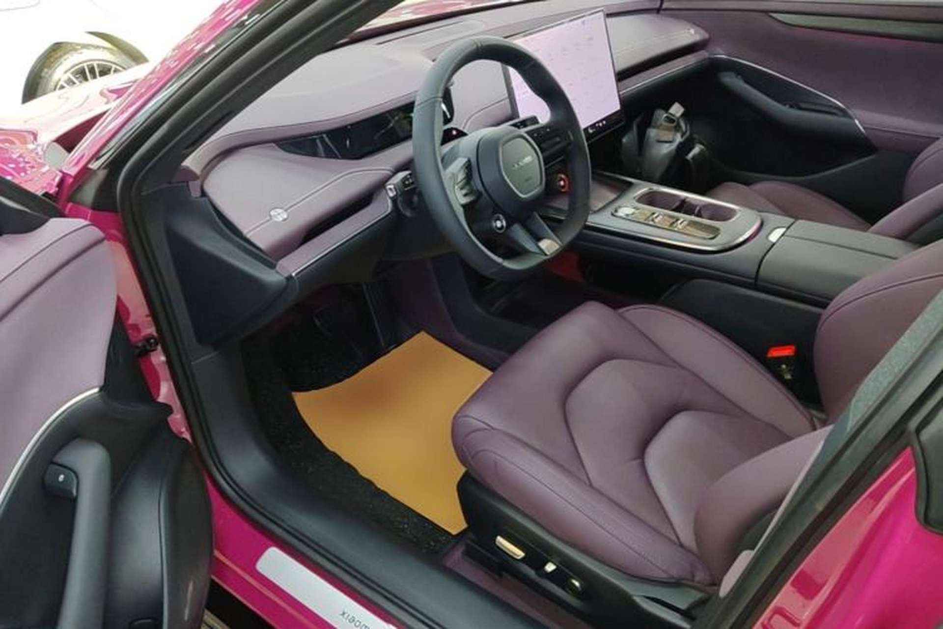 Used Xiaomi Auto SU7 2024 Rear-Drive Ultra-Long Range Advanced Pro-Level Intelligent Driving Version Driver Seat