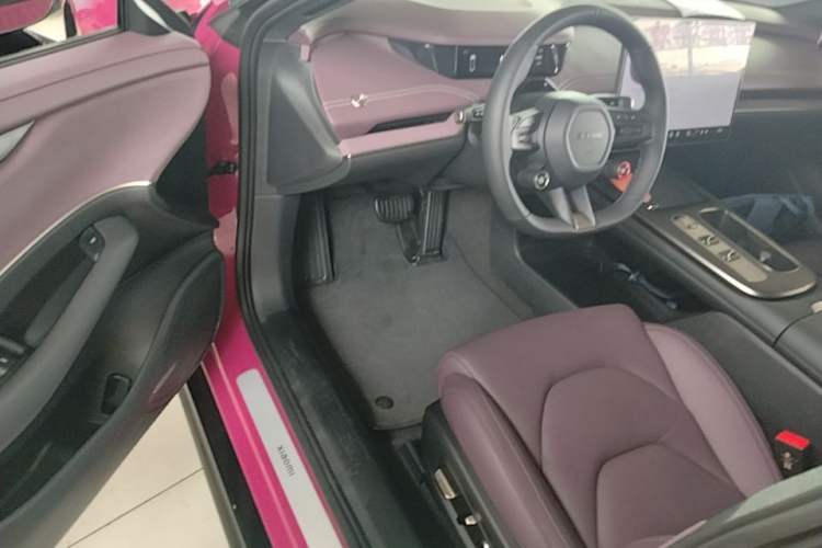 Used Xiaomi Auto SU7 2024 Rear-Drive Ultra-Long Range Advanced Pro-Level Intelligent Driving Version Driver Seat