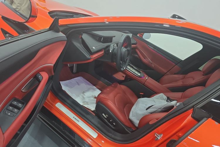 Used Xiaomi Auto SU7 2024 Four-Wheel Drive Ultra-Long Range Advanced Intelligent Driving Max Edition Driver Seat