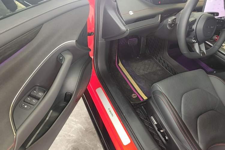Used Xiaomi Auto SU7 2024 Rear-Drive Ultra-Long Range Advanced Pro-Level Intelligent Driving Version Driver Seat
