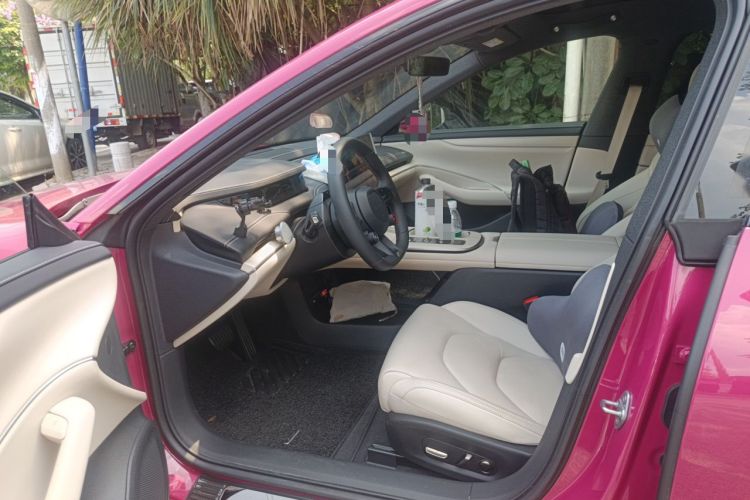 Used Xiaomi Auto SU7 2024 Rear-Drive Long-Range Intelligent Driving Version Driver Seat