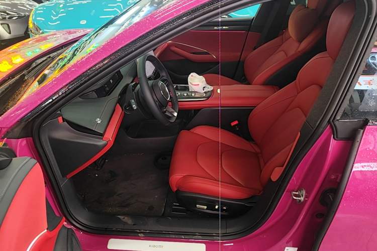 Used Xiaomi Auto SU7 2024 Rear-Drive Ultra-Long Range Advanced Pro-Level Intelligent Driving Version Driver Seat
