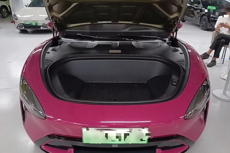 Used Xiaomi Auto SU7 2024 Four-Wheel Drive Ultra-Long Range Advanced Intelligent Driving Max Edition Engine Bay