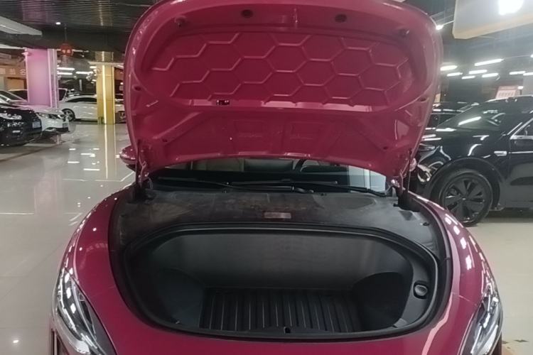 Used Xiaomi Auto SU7 2024 Four-Wheel Drive Ultra-Long Range Advanced Intelligent Driving Max Edition Engine Bay