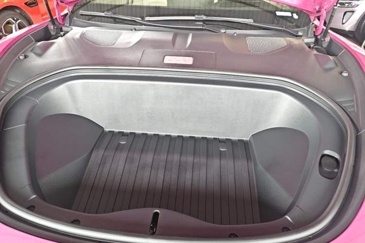Used Xiaomi Auto SU7 2024 Four-Wheel Drive Ultra-Long Range Advanced Intelligent Driving Max Edition Engine Bay