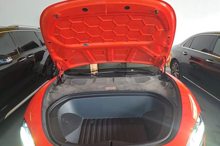 Used Xiaomi Auto SU7 2024 Rear-Drive Ultra-Long Range Advanced Pro-Level Intelligent Driving Version Engine Bay