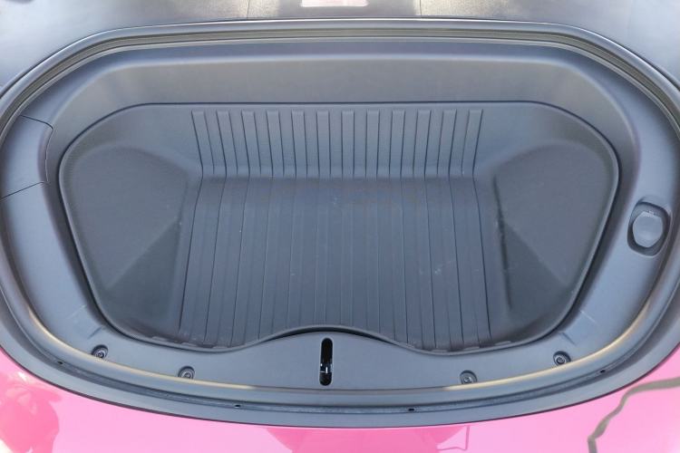 Used Xiaomi Auto SU7 2024 Four-Wheel Drive Ultra-Long Range Advanced Intelligent Driving Max Edition Engine Bay