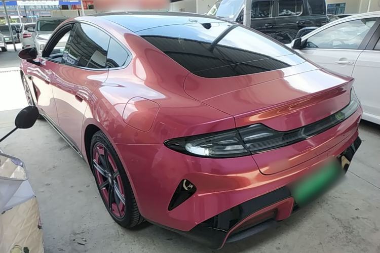 Used Xiaomi Auto SU7 2024 Rear-Drive Long-Range Intelligent Driving Version Exterior 2