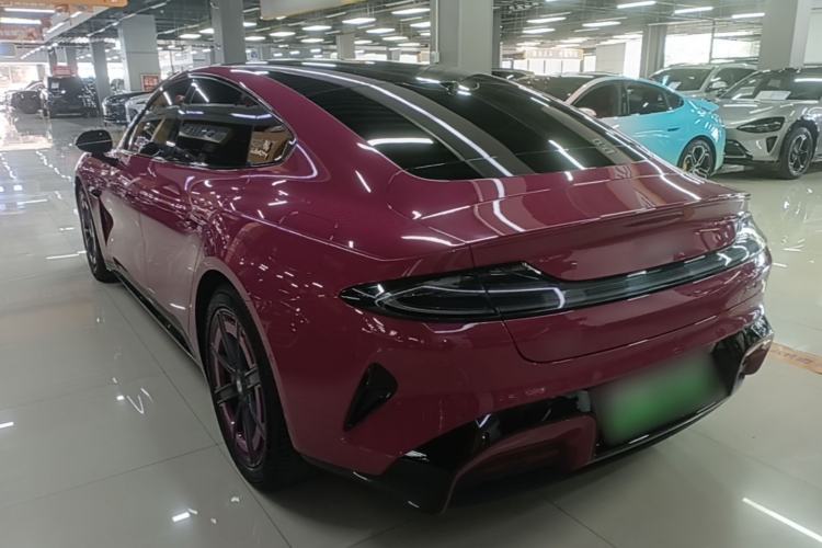 Used Xiaomi Auto SU7 2024 Four-Wheel Drive Ultra-Long Range Advanced Intelligent Driving Max Edition Exterior 2