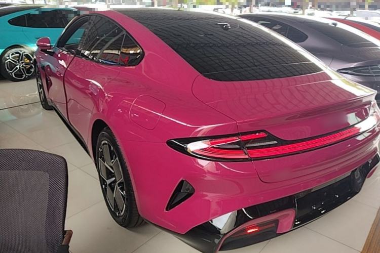 Used Xiaomi Auto SU7 2024 Rear-Drive Ultra-Long Range Advanced Pro-Level Intelligent Driving Version Exterior 2