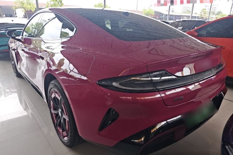 Used Xiaomi Auto SU7 2024 Four-Wheel Drive Ultra-Long Range Advanced Intelligent Driving Max Edition Exterior 2